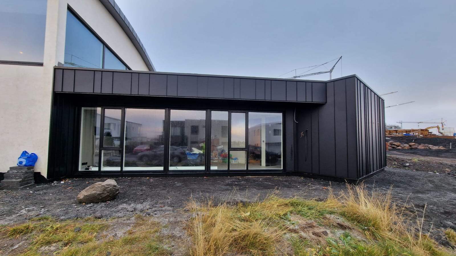 Framhliðar og klæðningar